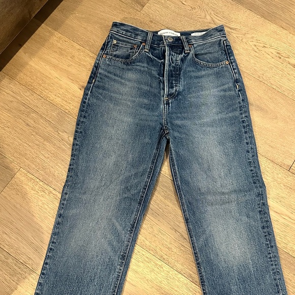 DENIM FORUM- JONI HIGH RISE LOOSE JEAN - Picture 1 of 3